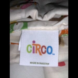 CIRCO 1- Twin Flat sheet and 1-pillowcase. New (Target) Owl and forest friends.